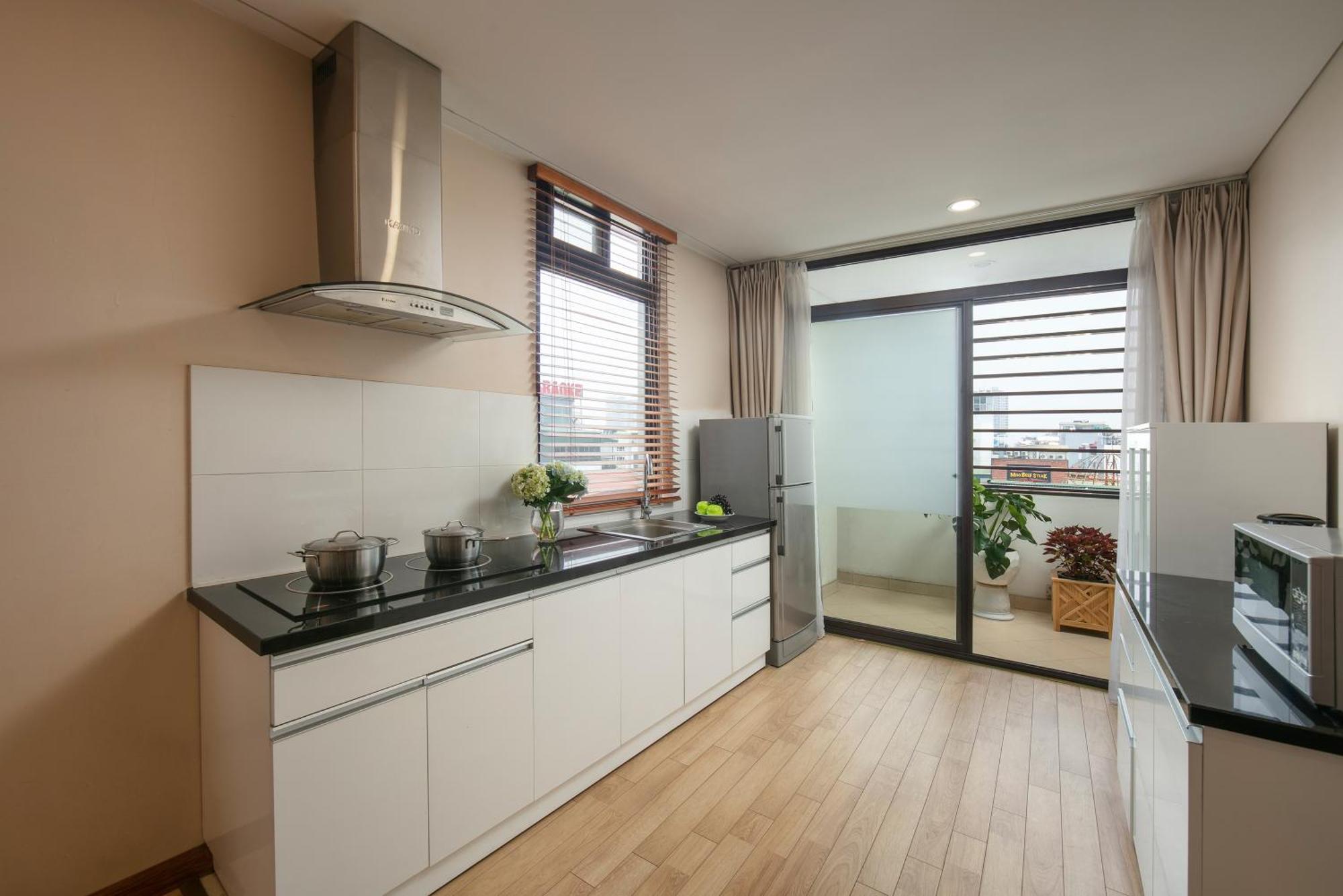 Hb Serviced Apartment - 121B Quan Hoa Hanoj Exteriér fotografie