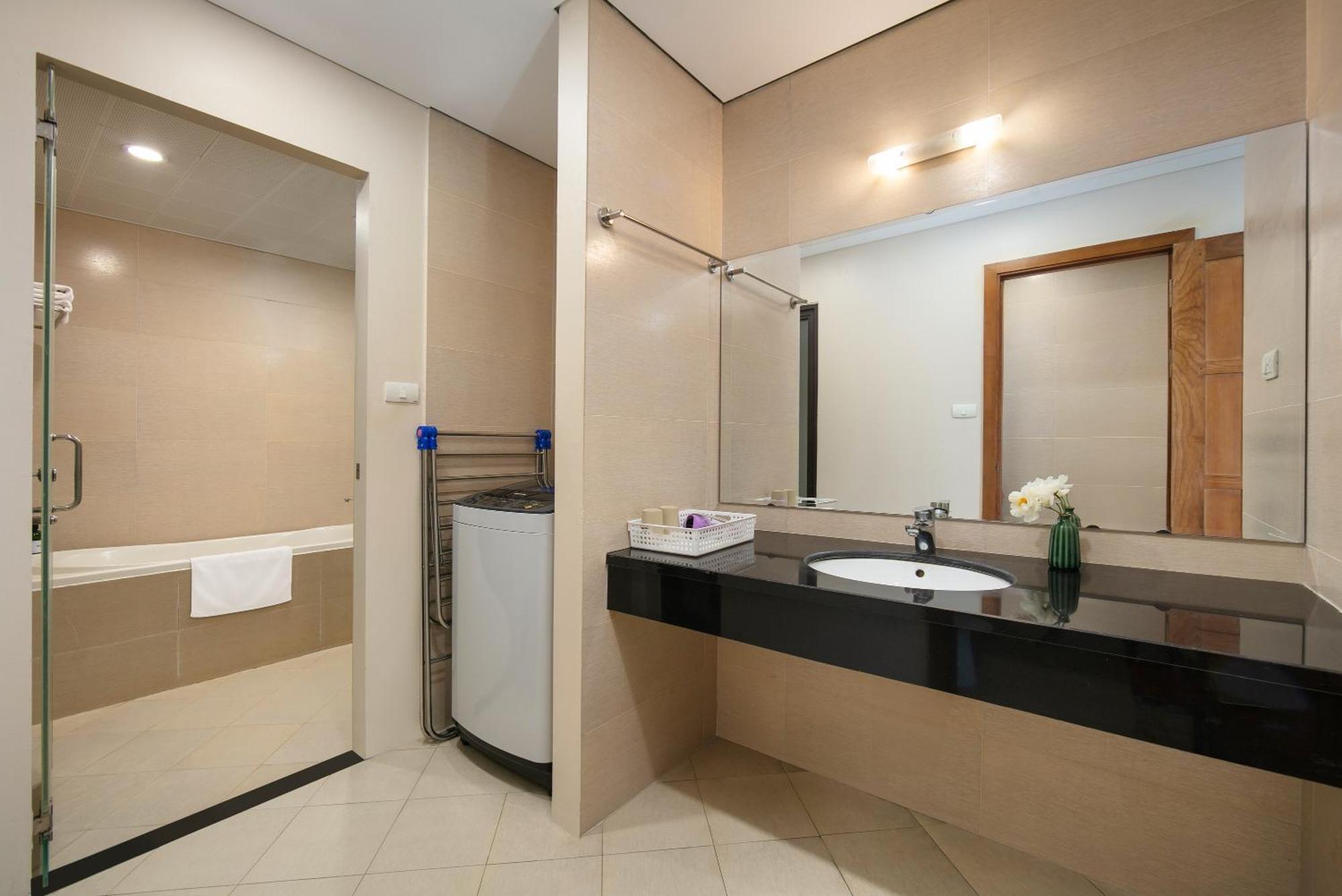Hb Serviced Apartment - 121B Quan Hoa Hanoj Exteriér fotografie