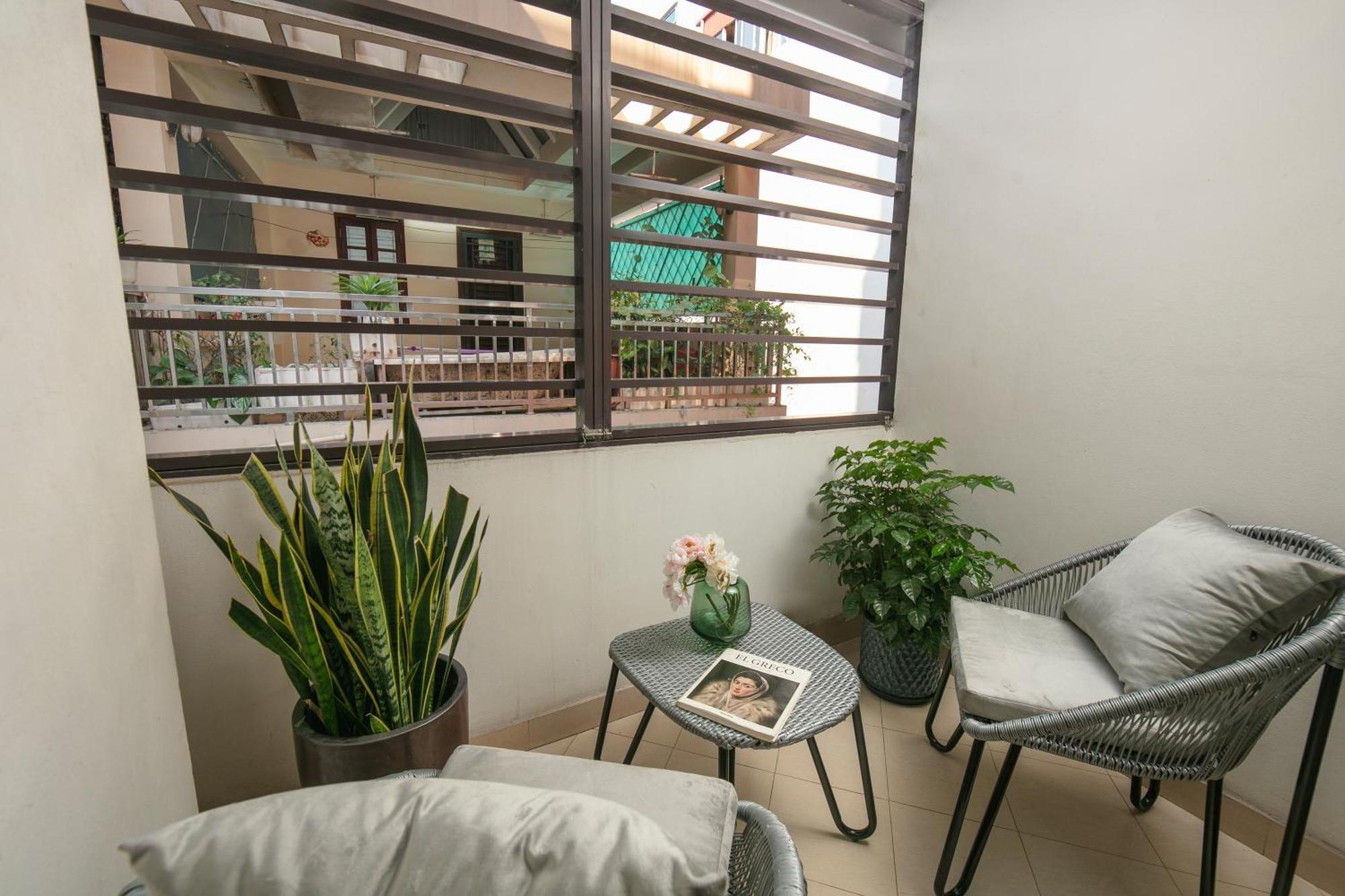 Hb Serviced Apartment - 121B Quan Hoa Hanoj Exteriér fotografie